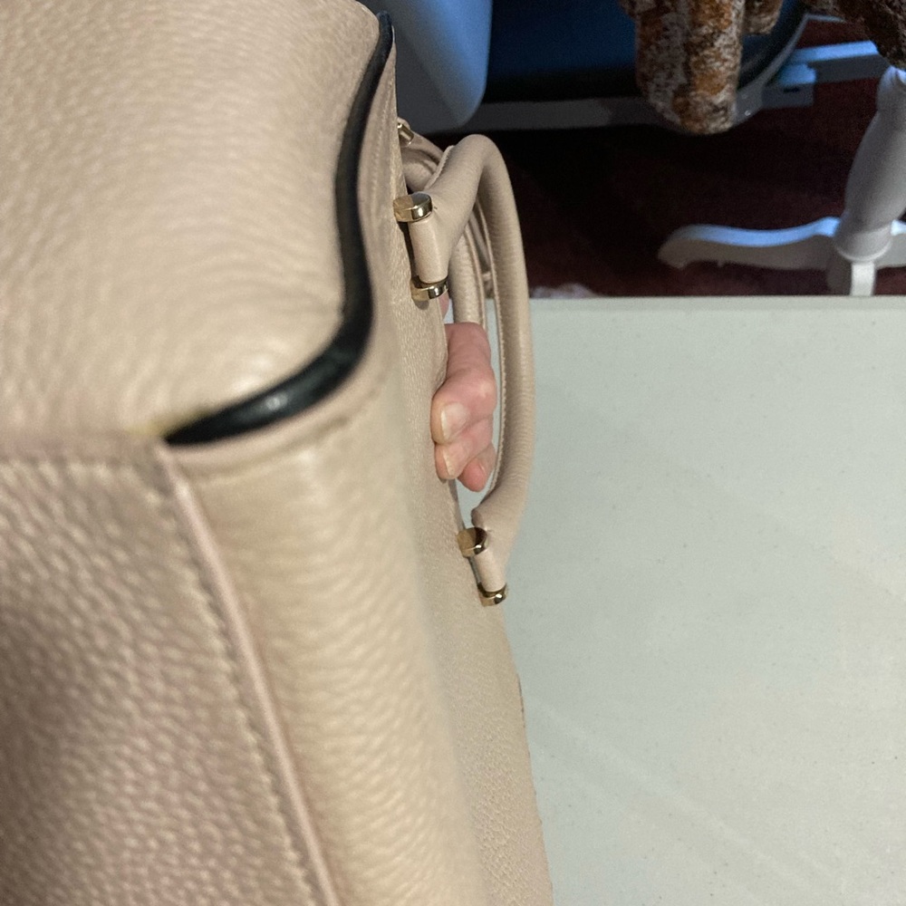 Kate Spade Staci Handbag/Crossbody EXCELLENT CONDITION - Picture 10 of 12